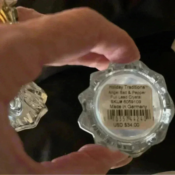 Vintage Pair of Gorham Crystal Angel Salt & Pepper Shakers Germany for Christmas - Picture 4 of 7